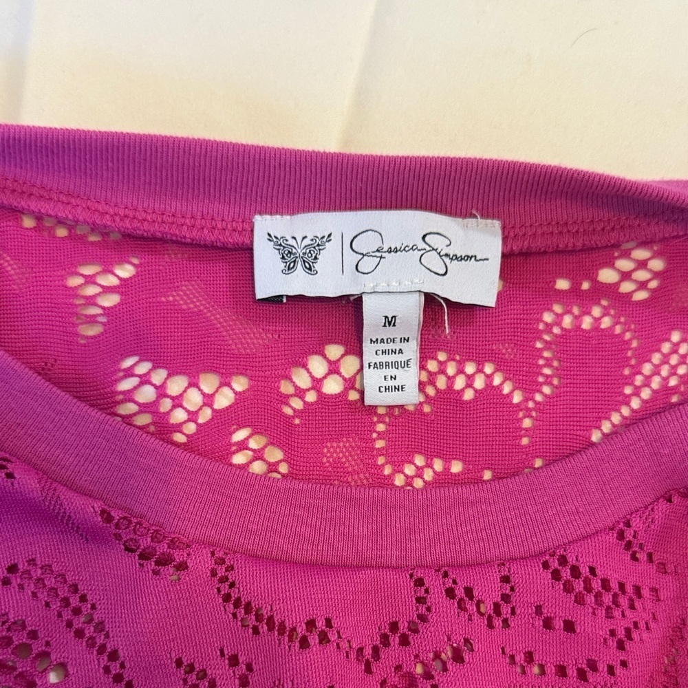 Jessica Simpson Magenta Lace Short Sleeve Top - Picture 2 of 3
